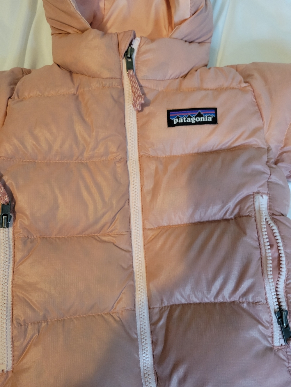 Infant Patagonia Down Puffer - Picture 3 of 4